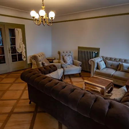 Pochon Oda ve Kahvaltı *